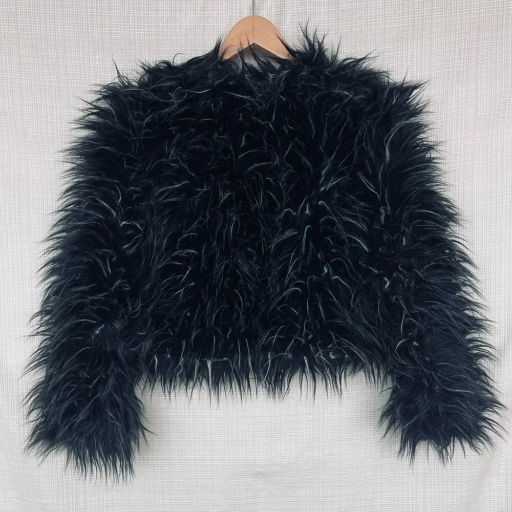 Vintage 80s Cropped Faux Fur Coat Glam Collarless Sleaze Pop Trashy Iconic - Picture 3 of 4